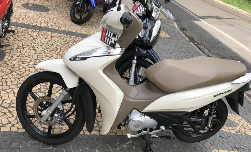 Honda Biz 125 EX 2019 giá bao nhiêu? Có gì mới về hình ảnh thiết kế?