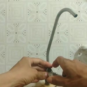 Vòi Máy Lọc Nước Bị Nhỏ Giọt Nguyên Nhân Và Cách Sửa Chữa 2
